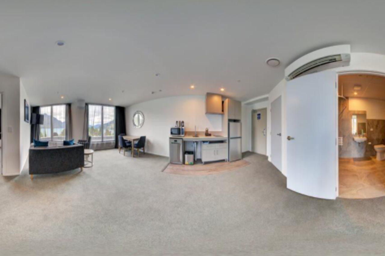 Ramada By Wyndham Queenstown Central Exteriör bild
