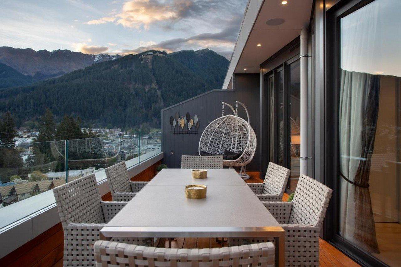 Ramada By Wyndham Queenstown Central Exteriör bild