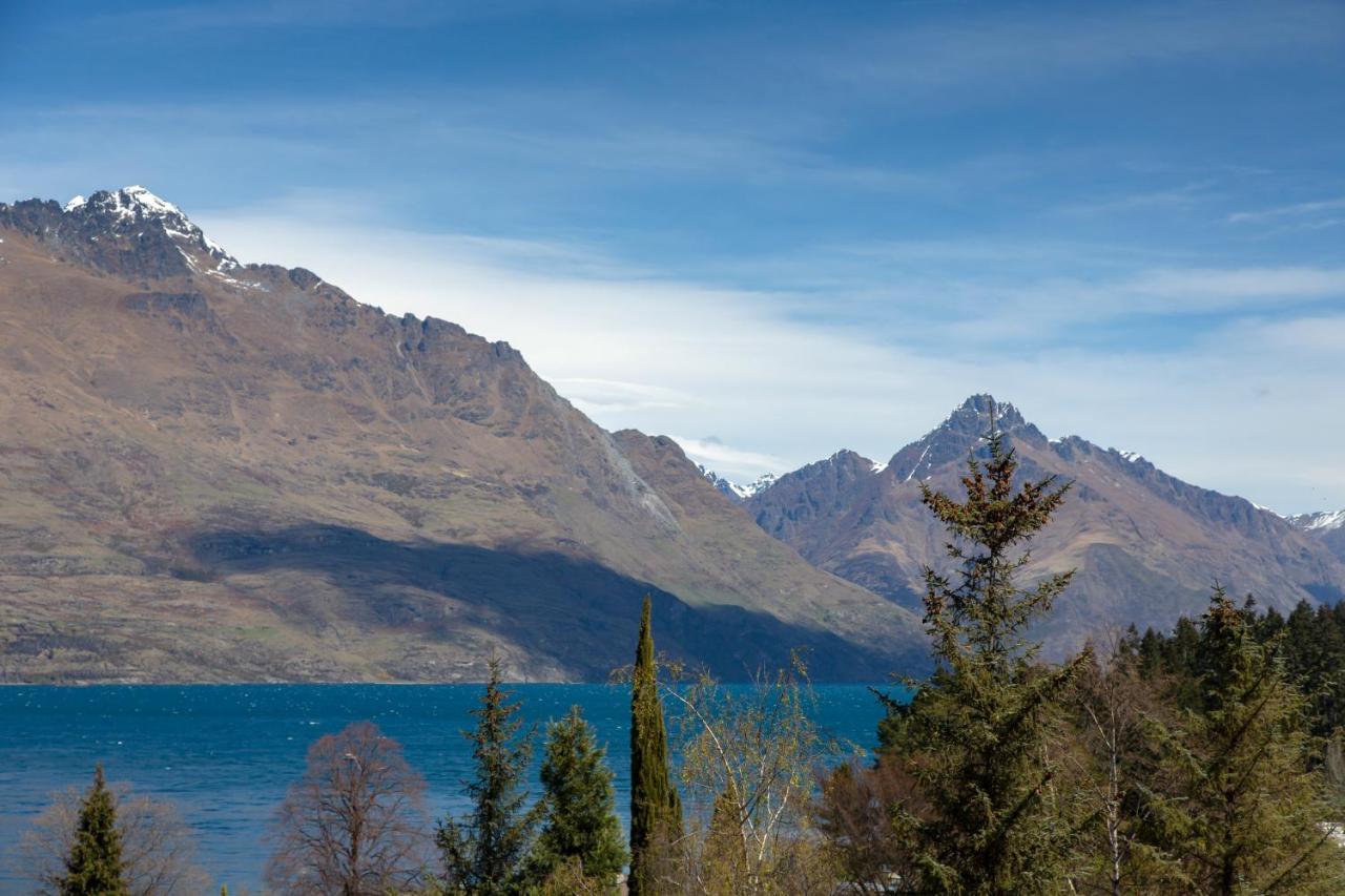 Ramada By Wyndham Queenstown Central Exteriör bild